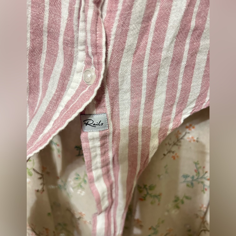 Rails Amelie‎ Bordeaux Stripe Linen Blend Tie Front Shirt Size L - Picture 2 of 5